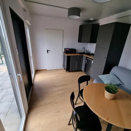 Baltic Lark 30m2 Z Ogrodkiem I Klimatyzacja 펜션