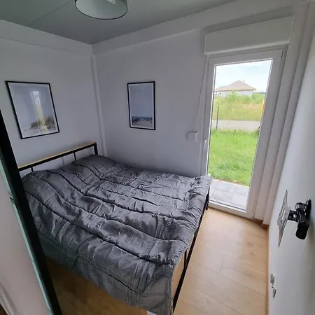 Baltic Lark 30m2 Z Ogrodkiem I Klimatyzacja 펜션 *