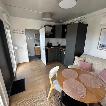Baltic Lark 30m2, Taras Zadaszony 27m2 Ogrodek Klimatyzacja Holiday home Gaski (Koszalin)